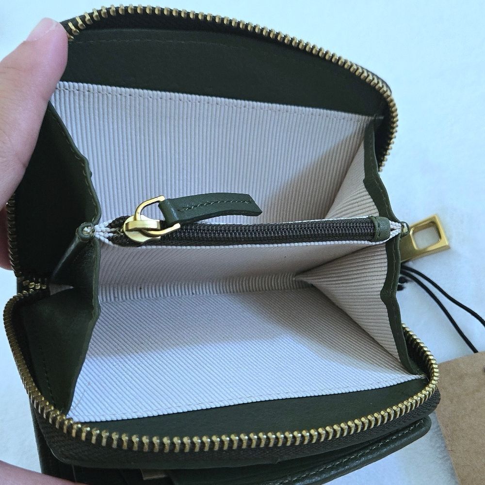 Margot New York🗽 "Gina" Compact Wallet - NWT - Picture 9 of 16